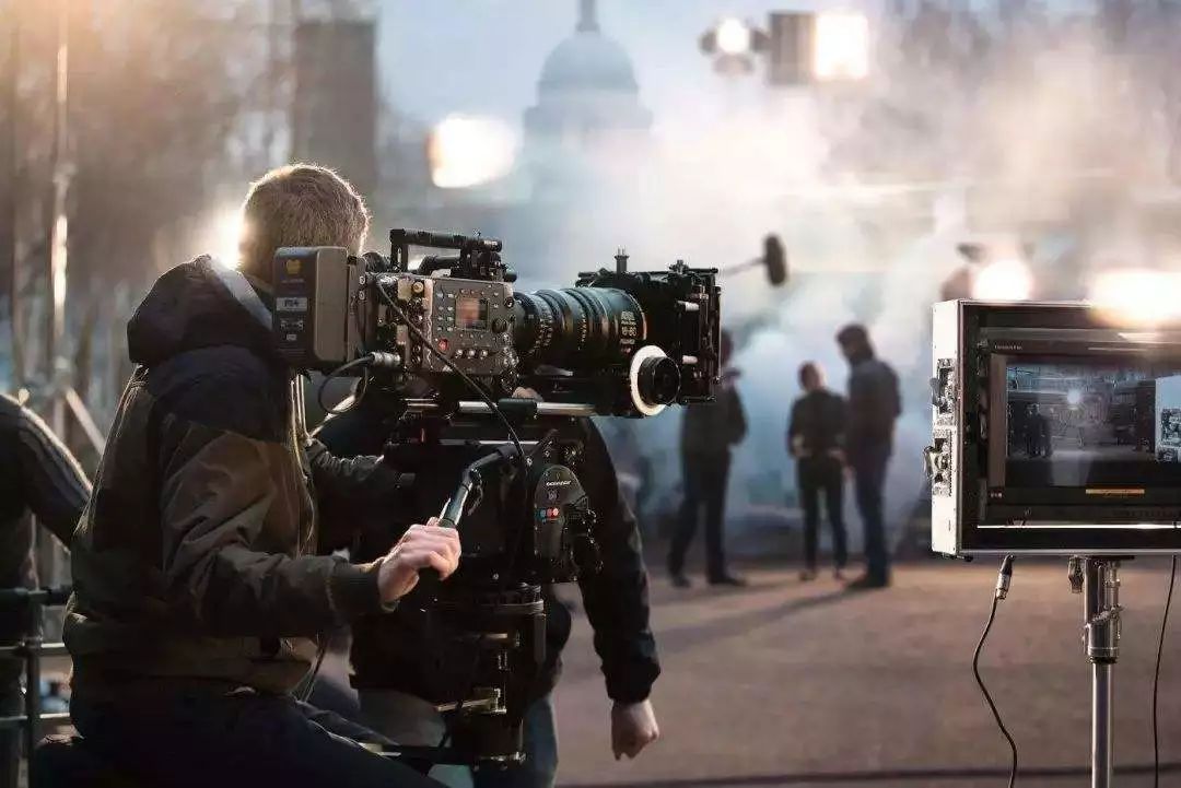 俄狄浦斯市长 相关产品