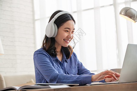 兄弟姐妹四十 相关产品