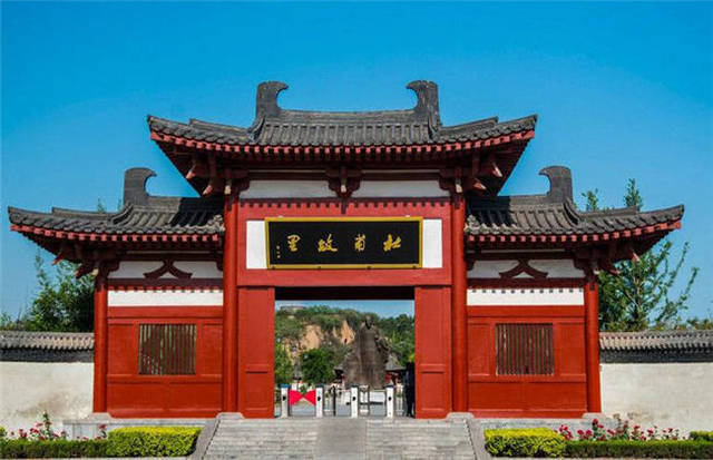 乌斯特雷姆 相关产品