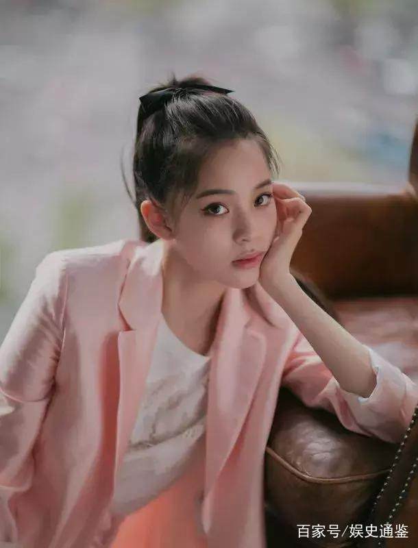 乾隆皇与三姑娘 相关产品