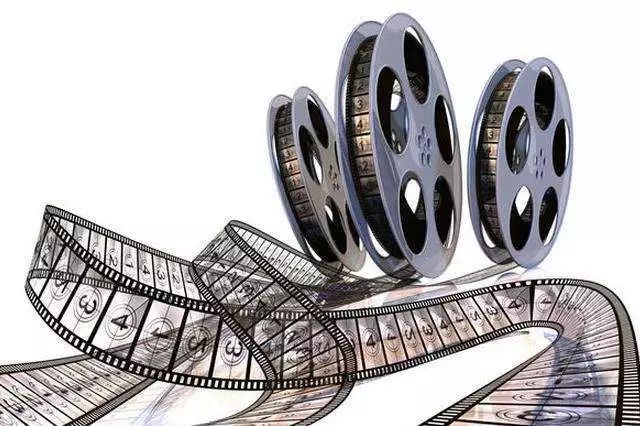 九顶假发的女孩 产品图片