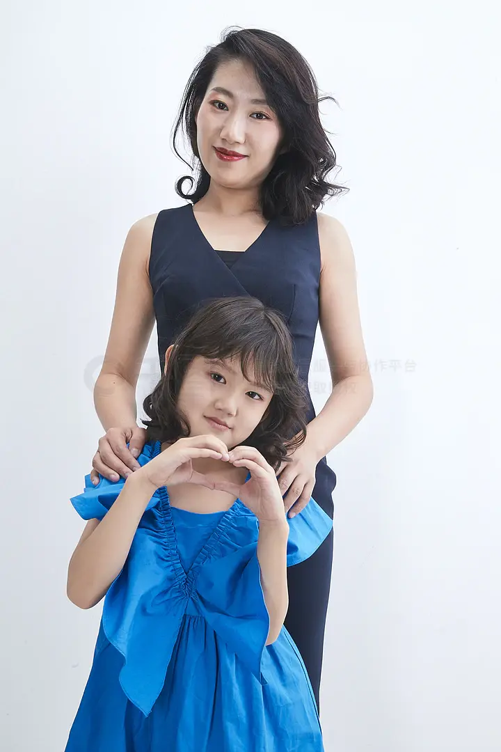 五个女人 相关产品