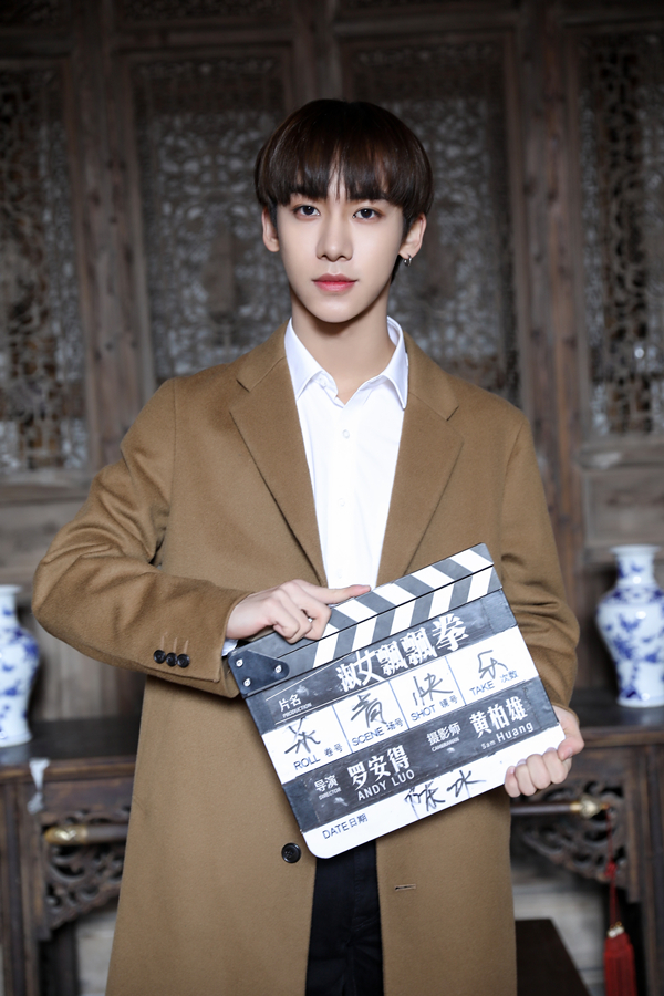 侥幸逃生的司机 相关产品