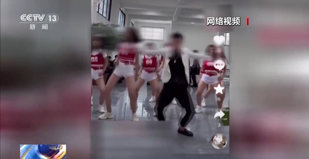 他悄悄溜进她的私信里 相关产品