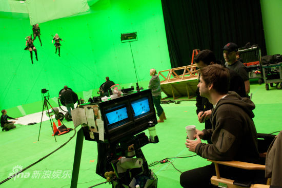 从天“儿”降 相关产品