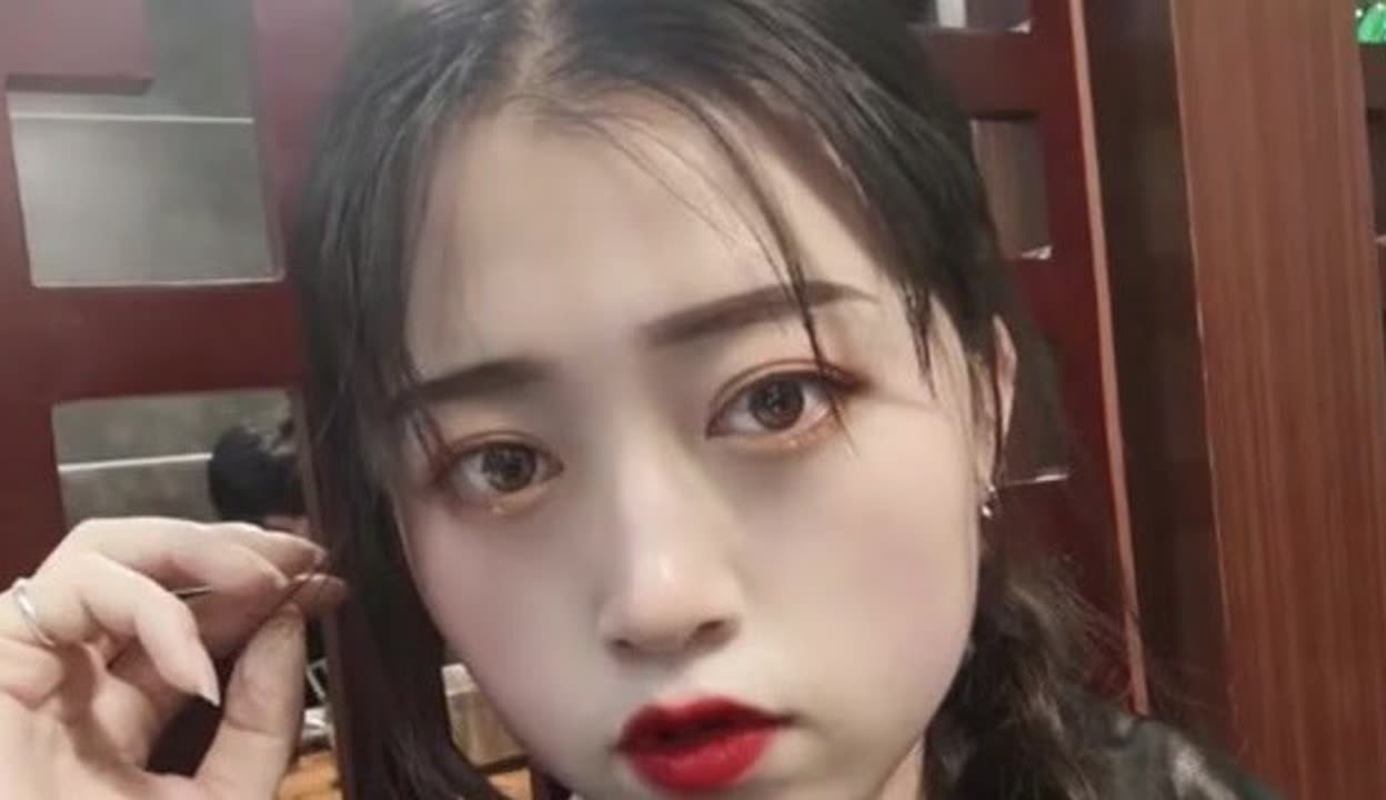 人肉机器：蛊毒 相关产品