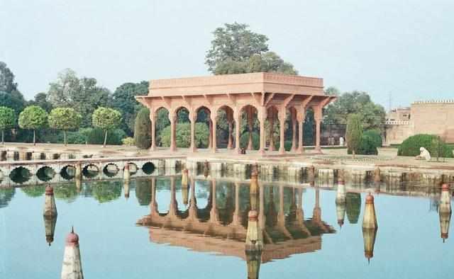 二凤（原声版） 相关产品