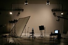 乌鸦与麻雀 产品图片